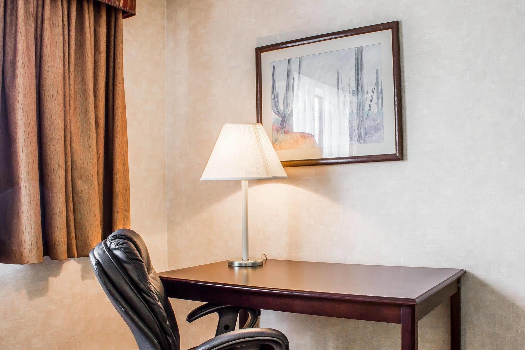 Quality Inn & Suites Юма Екстер'єр фото